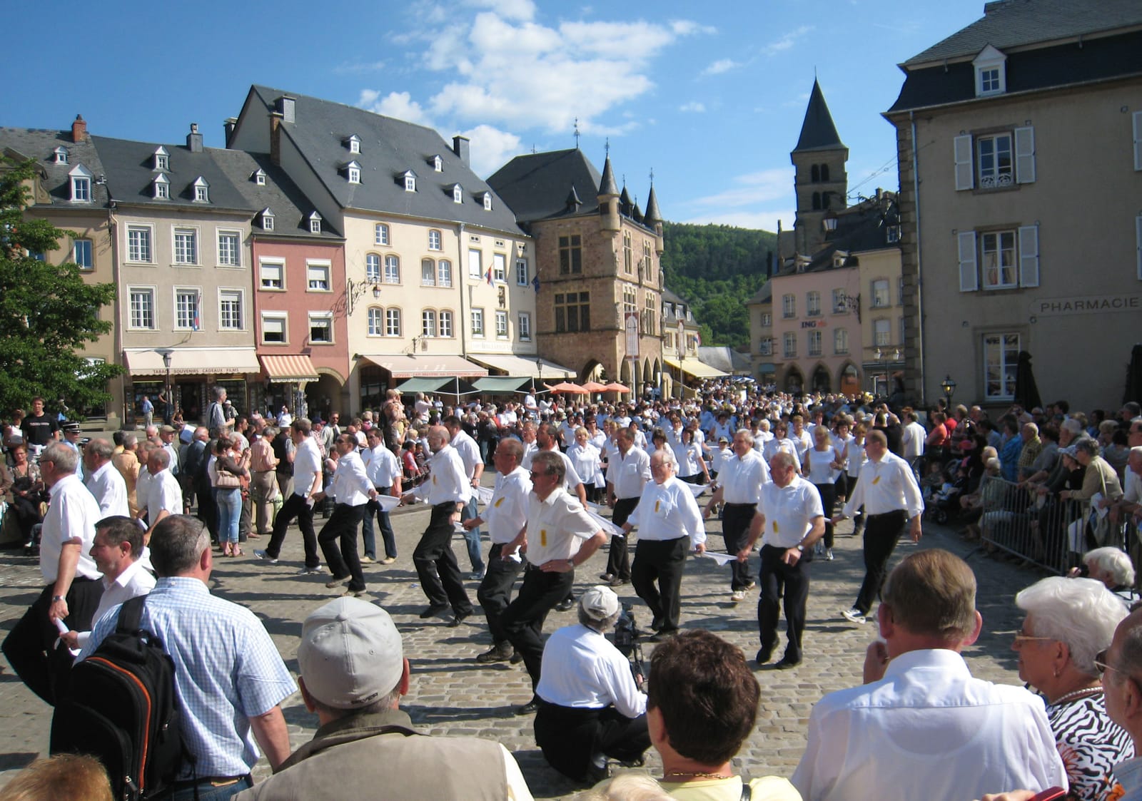 Iechternacher Sprangprëssioun